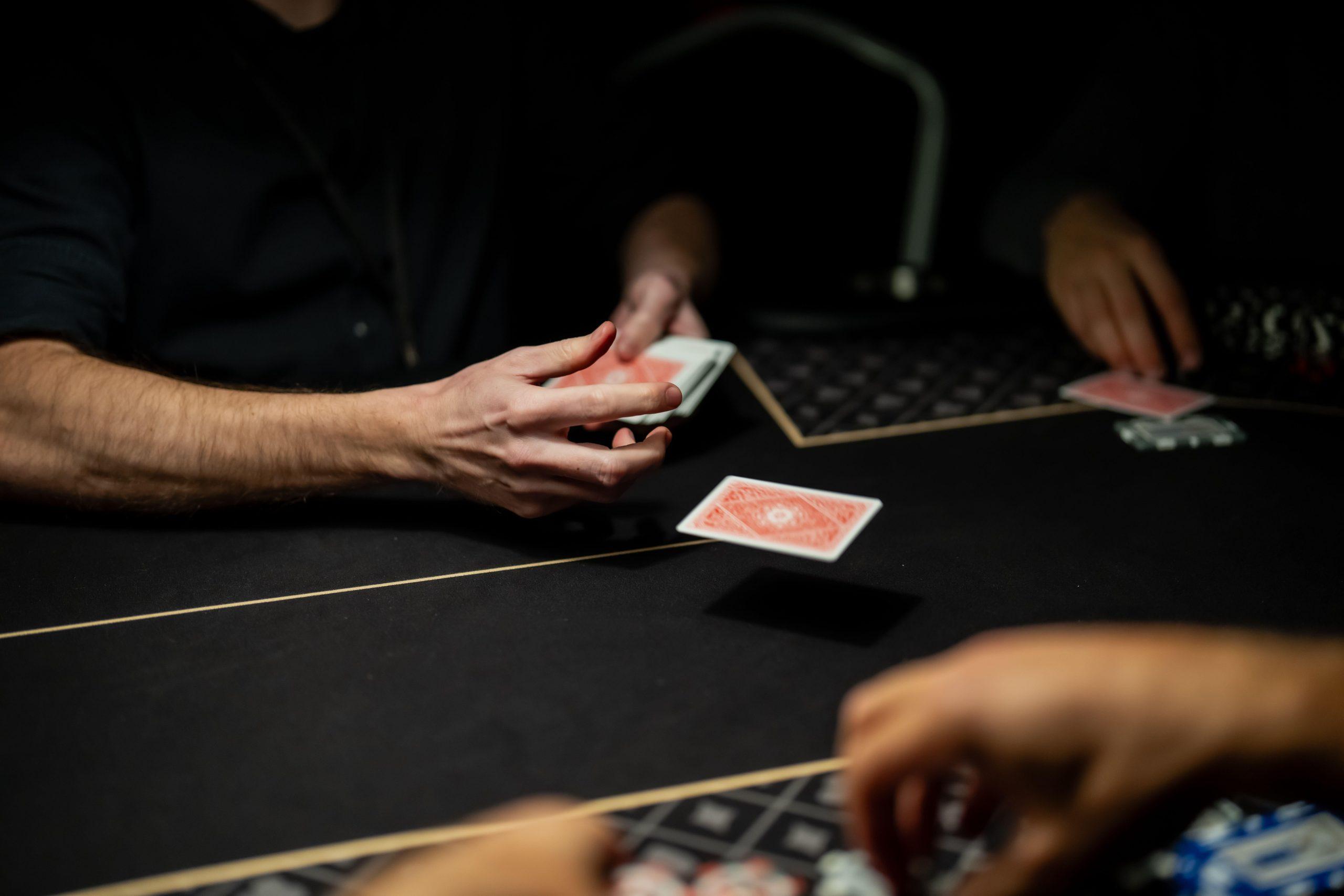 Découvre comment fonctionne le live casino en Belgique, où jouer légalement et pourquoi CasinoLadbrokes est un excellent choix.